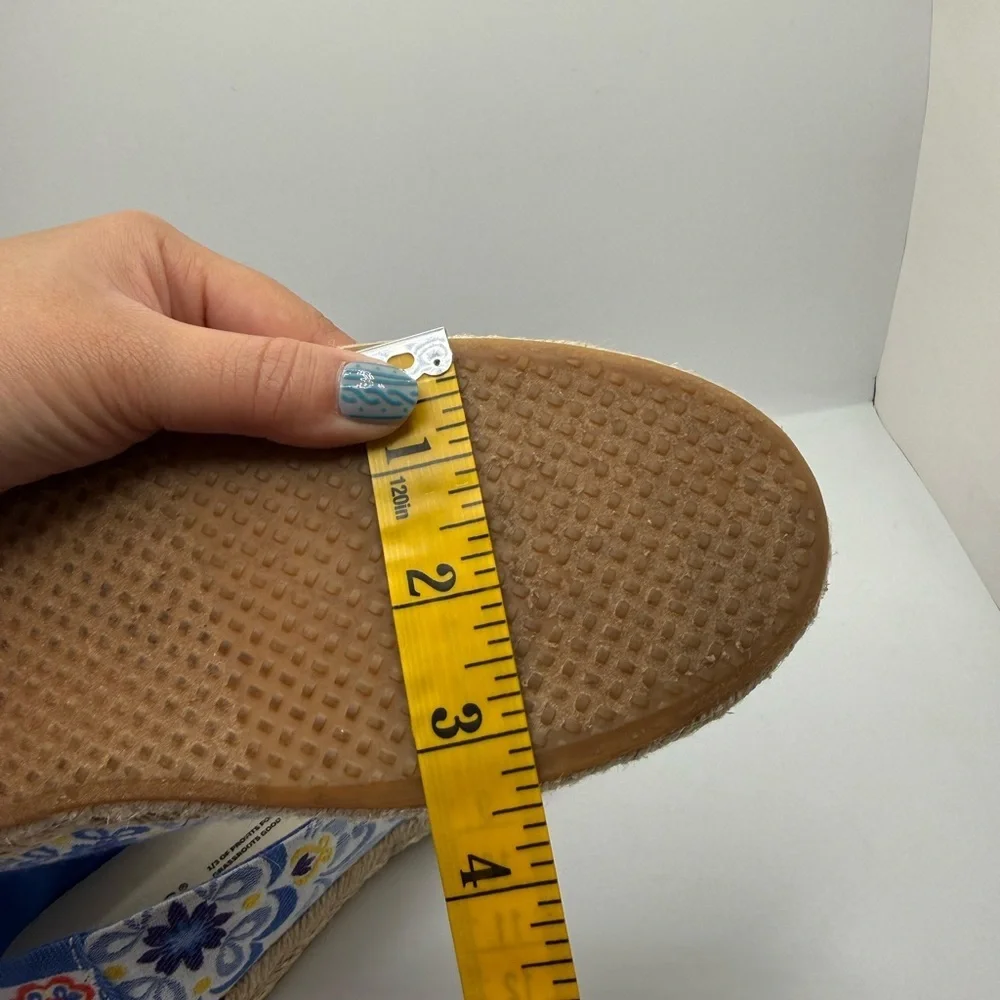 TOMS Women’s Alpargata Rope Espadrilles in Blue Mediterranean Tiles Print Sz 7